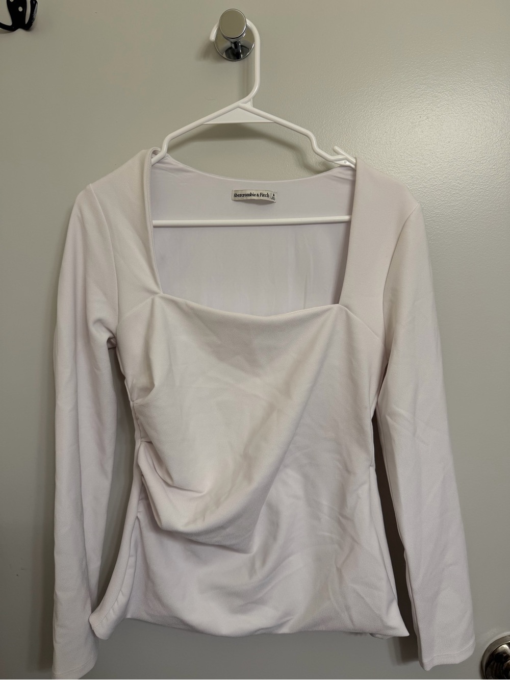 Women's Abercrombie & Fitch Long-Sleeve Stretch Crepe Portrait Top